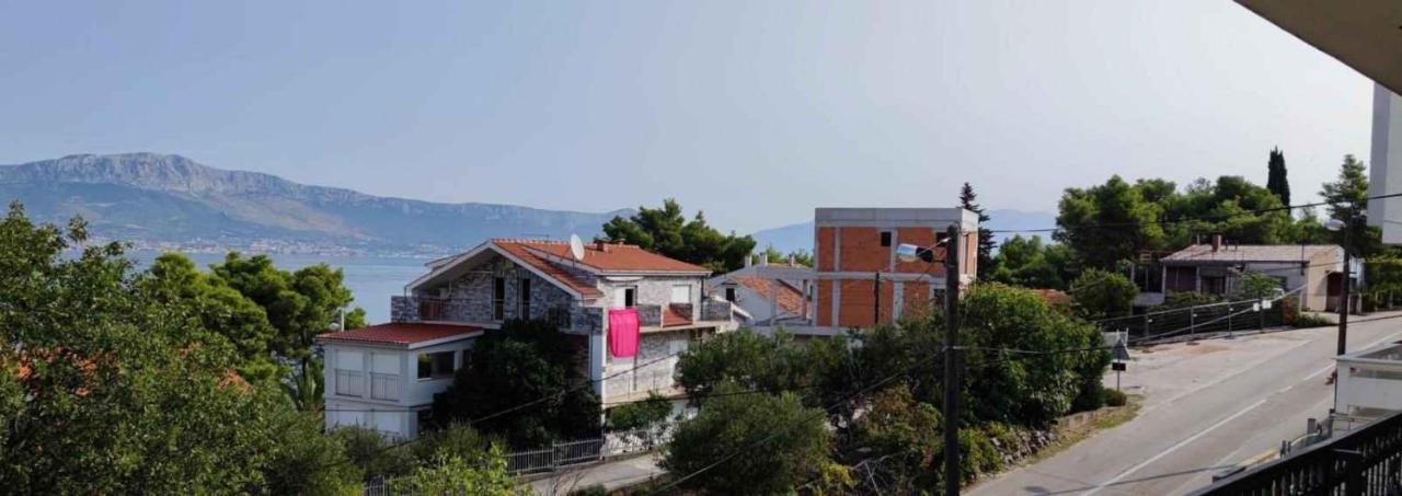 Apartments Sofija Slatine Bagian luar foto